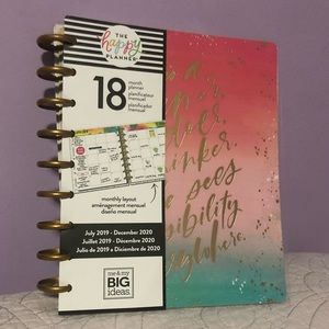 | The Happy Planner | 18 month Monthly Layout